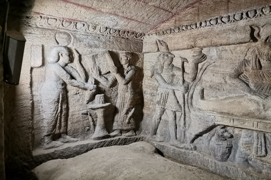 Visite d'Alexandrie aux catacombes de Kom al-Shoqafa 
