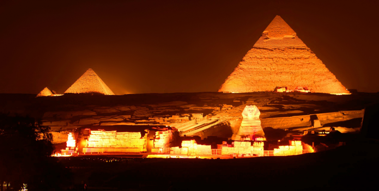 
Spettacolo serale a Giza Pyramids