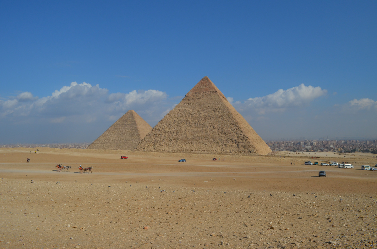 Day tour to the Great Pyramids in Giza