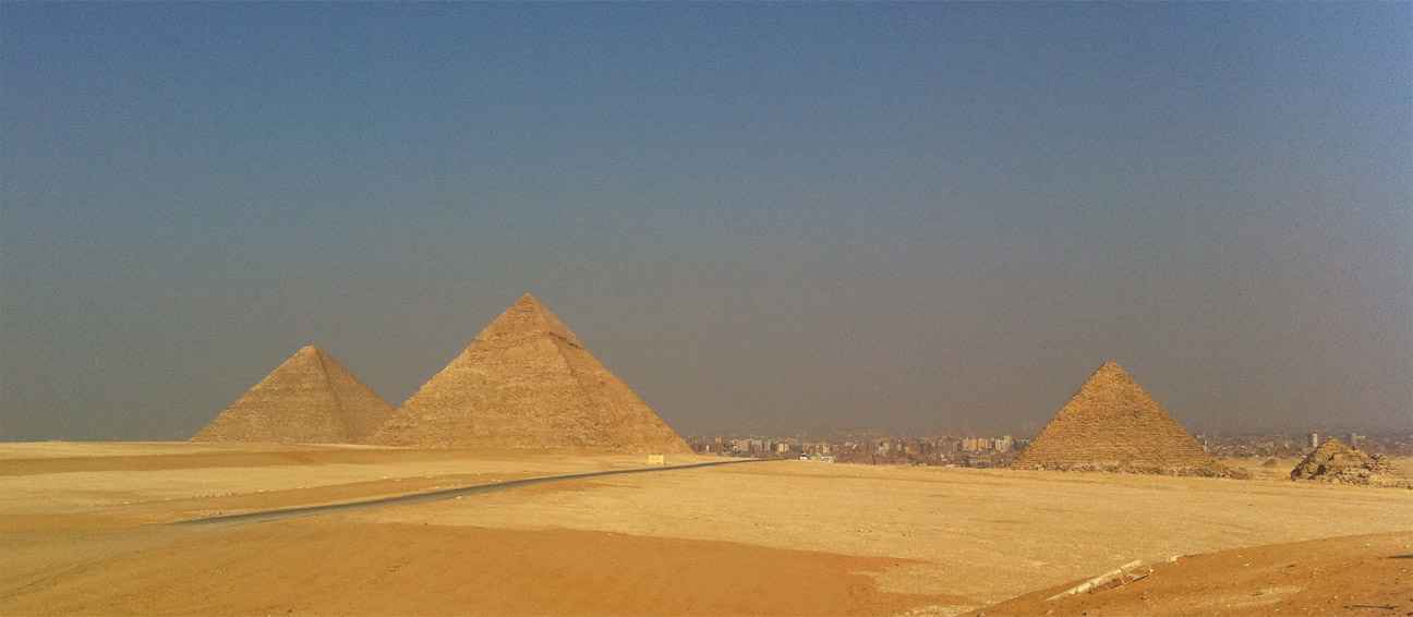  
 Les Pyramides de Gizeh