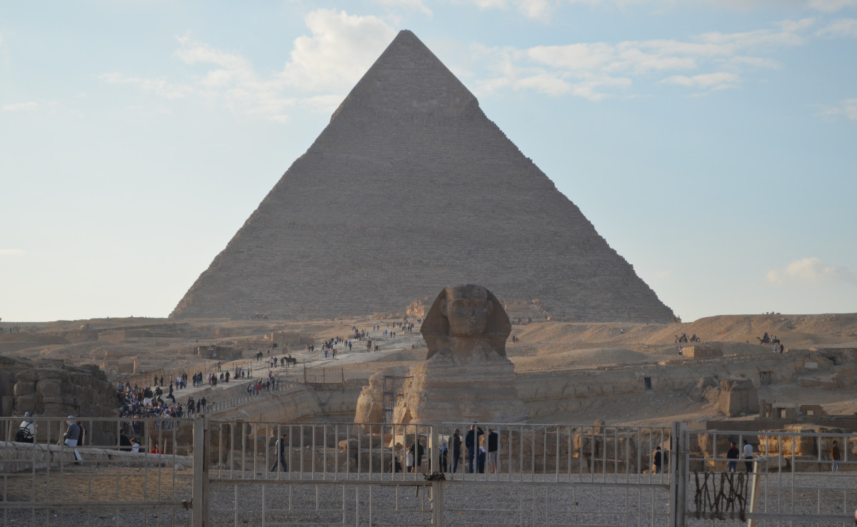 Hurghada to the Pyramids private day tour