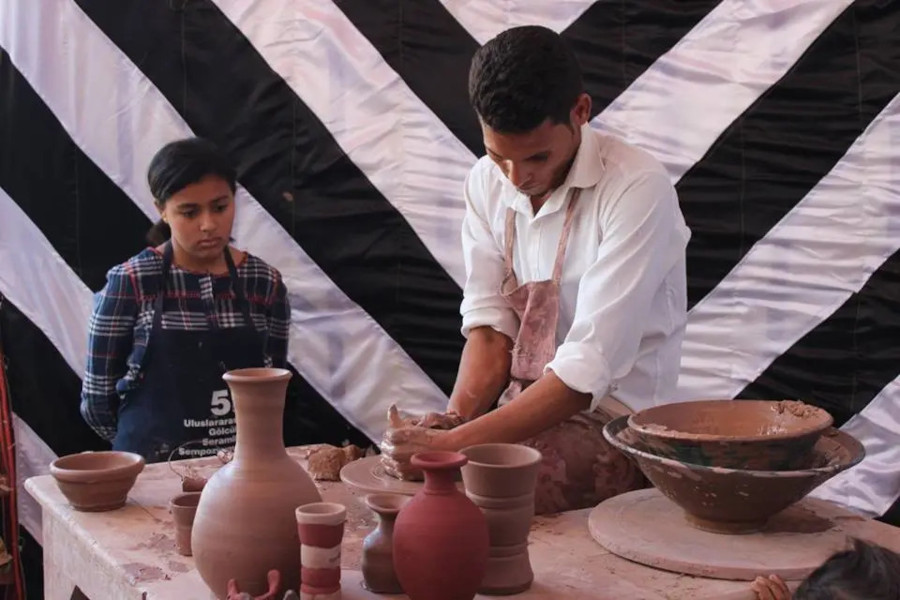Clases de cerámica en el pueblo de Túnez, Fayoum