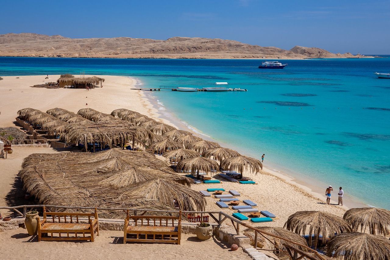 
Excursion to Paradise Island in Hurghada 