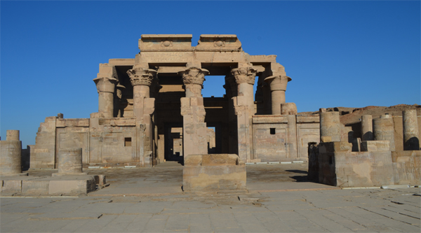 Kom Ombo temple overview.