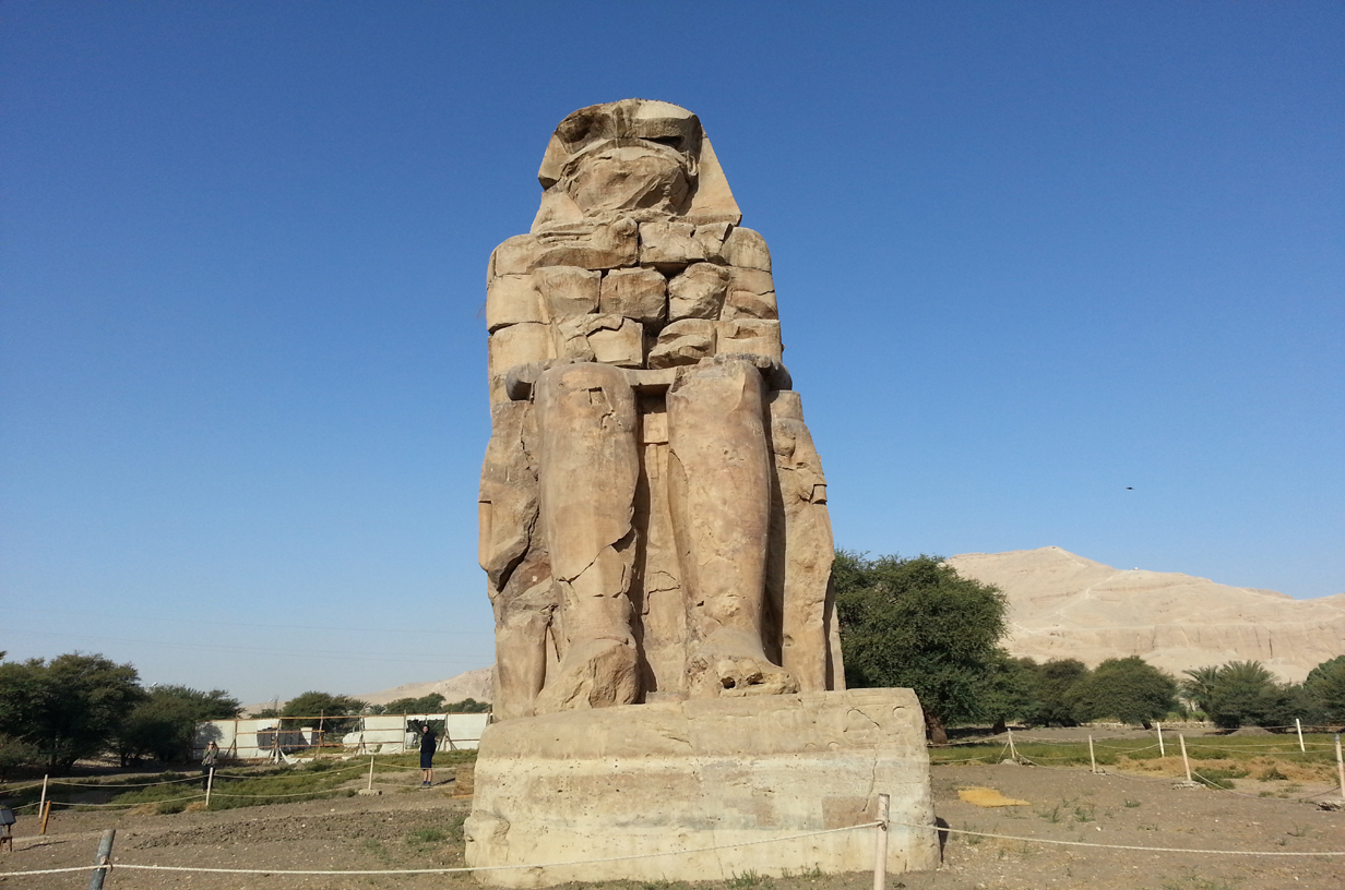 Les Colosses de Memnon