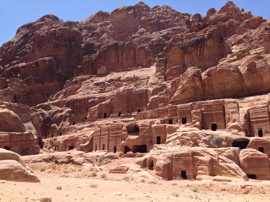 
Tombes taillées dans la roche à Petra