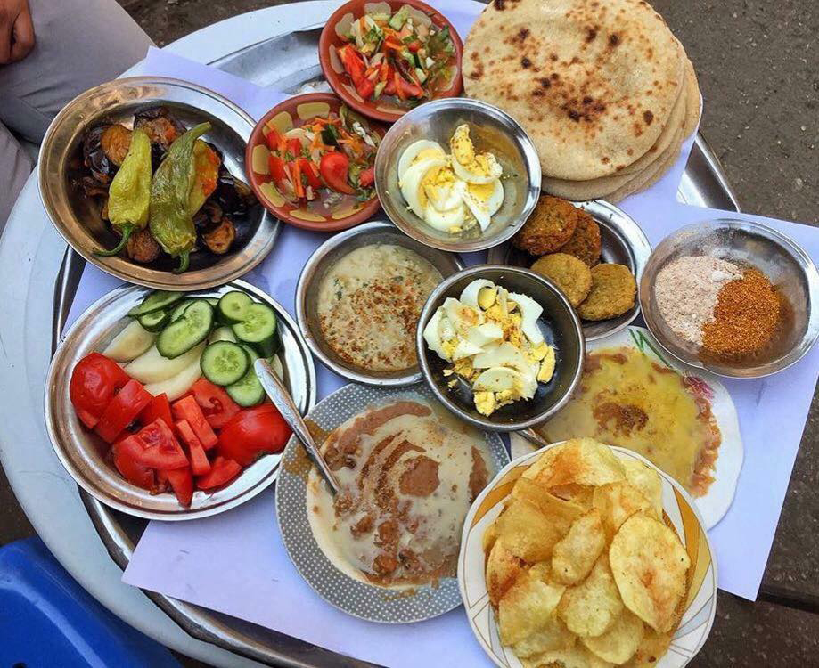 Petit-déjeuner égyptien traditionnel 