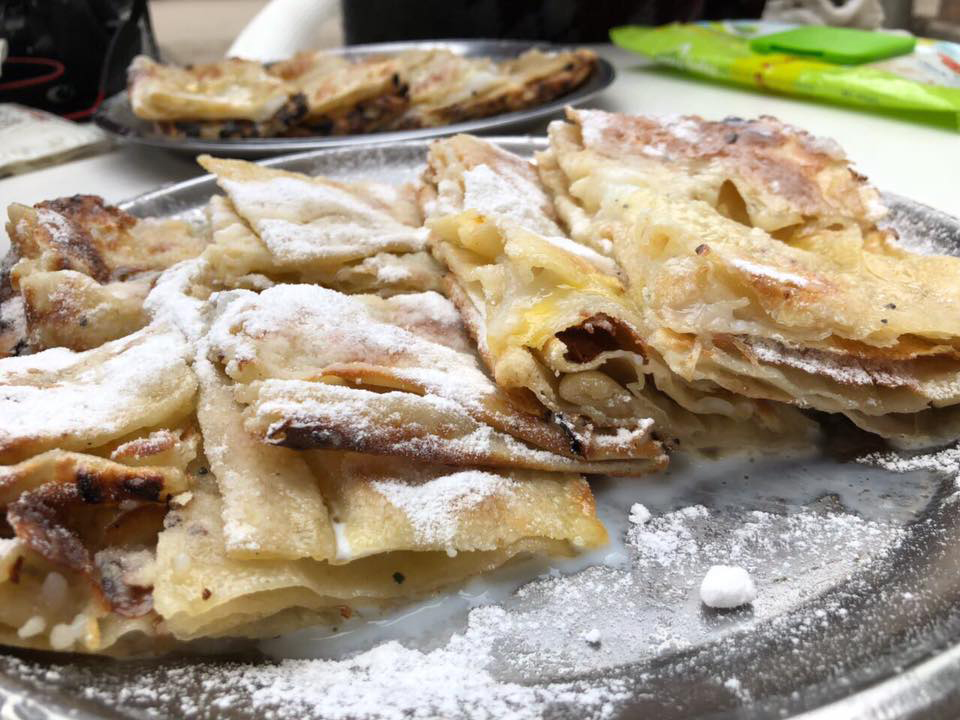 
Pastel de capas tradicional