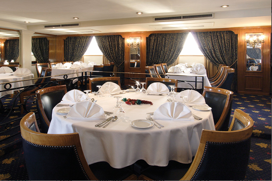 
Ristorante a bordo della MS Jaz Crown Prince 5* Deluxe