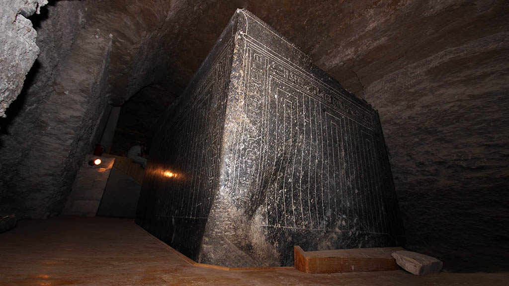 L'un des sarcophages de Serapeum 