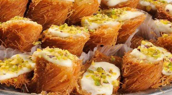 
Kanafeh with cream - Egyptian desserts